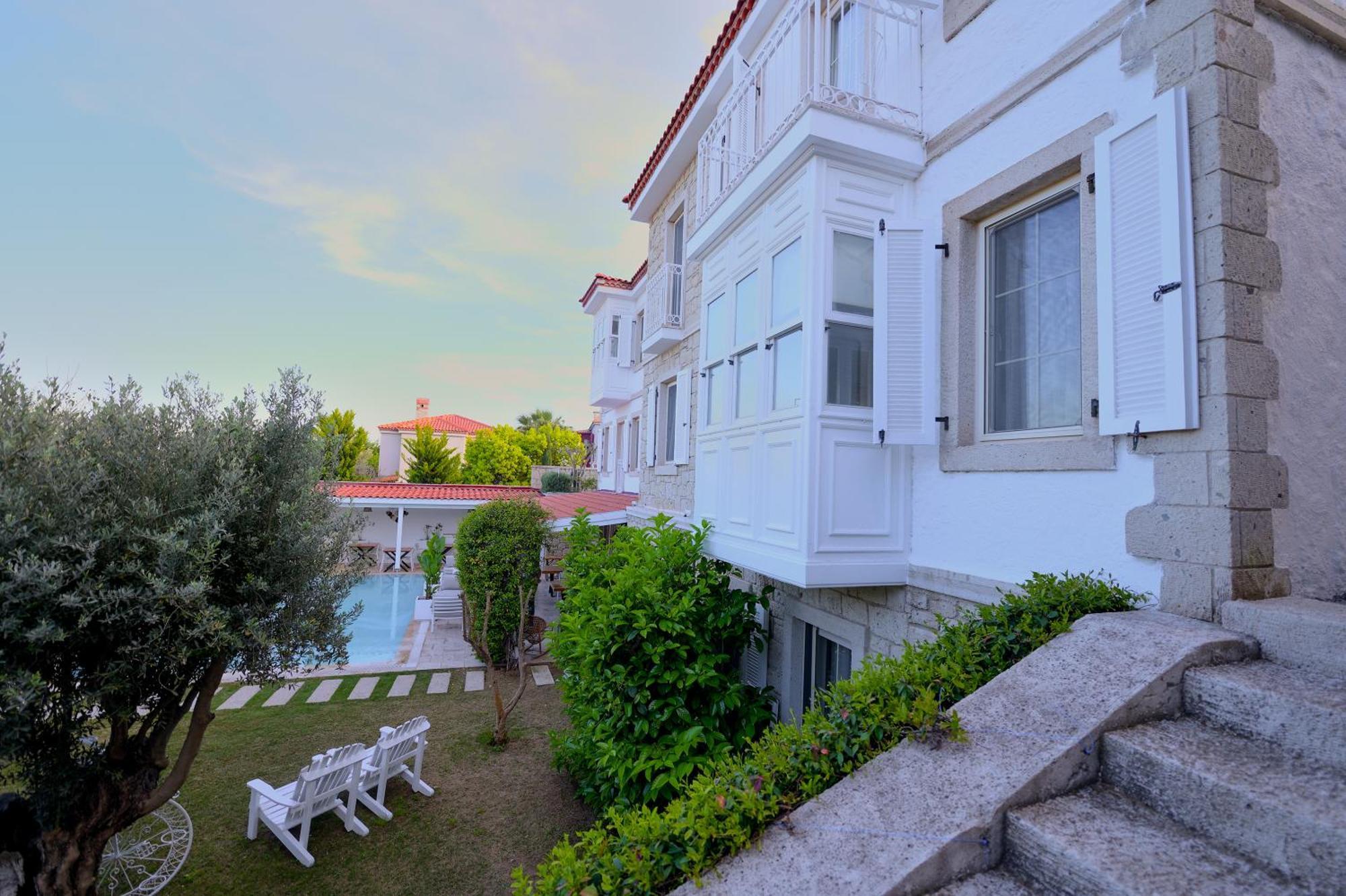 Peremere Alacati Otel Zewnętrze zdjęcie